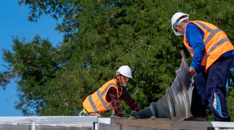 Professional gutter cleaning in La Center, WA